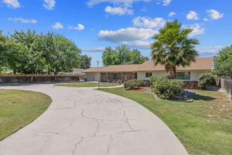 8640 12th Ave, Hanford, CA 93230 photo 3