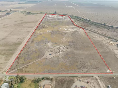 10257 24th Ave, Lemoore, CA 93245 photo 2