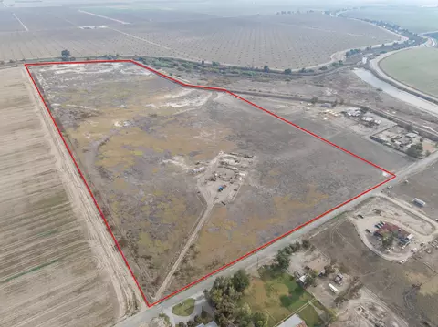 10257 24th Ave, Lemoore, CA 93245 photo 3