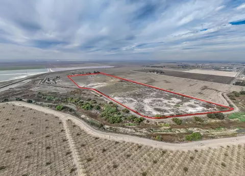 10257 24th Ave, Lemoore, CA 93245 photo 8