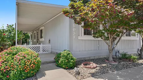 5031 W La Vida Ave # 95, Visalia, CA 93277