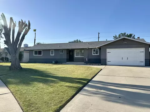 1410 Mulberry Ln, Lemoore, CA 93245