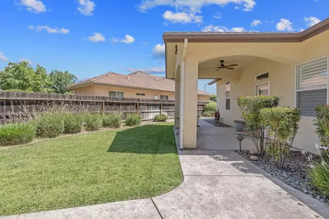 Exterior - 760 Saint James Ct, Exeter, CA 93221 photo 12 of 18