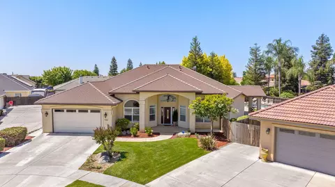 760 Saint James Ct, Exeter, CA 93221