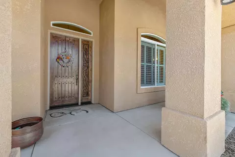 Entry Way - 710 Olivewood Dr, Exeter, CA 93221 photo 1 of 16