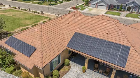 View/Area - 710 Olivewood Dr, Exeter, CA 93221 photo 7 of 7