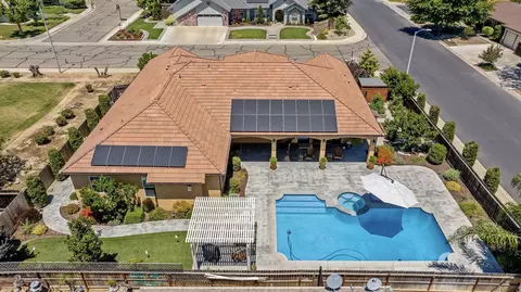 View/Area - 710 Olivewood Dr, Exeter, CA 93221 photo 5 of 7