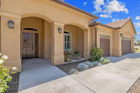 Exterior - 710 Olivewood Dr, Exeter, CA 93221 photo 23 of 24