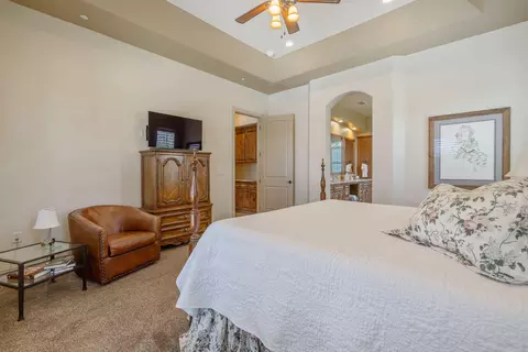 Bedroom - 710 Olivewood Dr, Exeter, CA 93221 photo 3 of 5