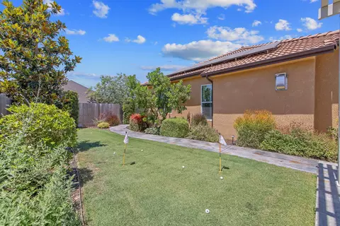 Exterior - 710 Olivewood Dr, Exeter, CA 93221 photo 15 of 24