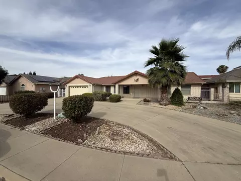 826 Michael Lynn, Lindsay, CA 93247