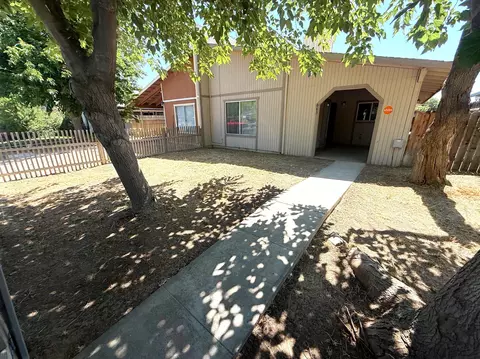 665 S Coalinga St, Coalinga, CA 93210