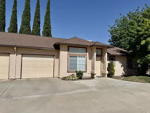 411 E Prospect Ave, Exeter, CA 93221 photo 2