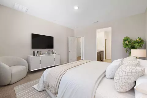 Bedroom - 3518 E Laura Ct, Visalia, CA 93292 photo 2 of 3
