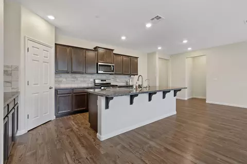 Other - 3518 E Laura Ct, Visalia, CA 93292 photo 7 of 8