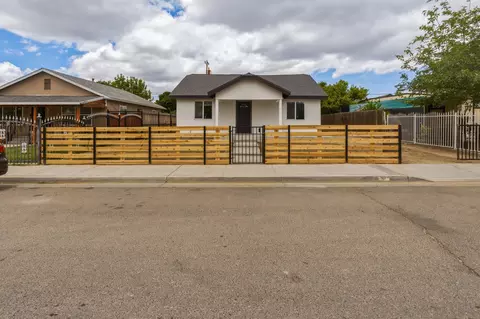 Exterior - 817 E Whitney St, Avenal, CA 93204 photo 2 of 6