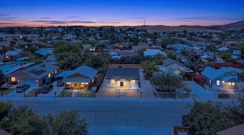 View/Area - 817 E Whitney St, Avenal, CA 93204 photo 2 of 3