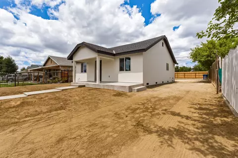 Other - 817 E Whitney St, Avenal, CA 93204 photo 1 of 2