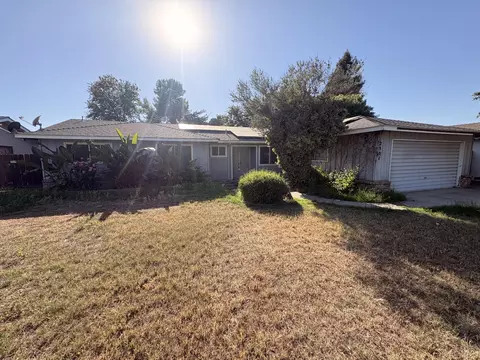 2301 S Dollner St, Visalia, CA 93277