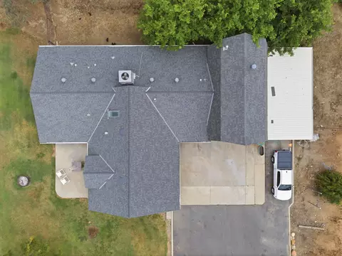 View/Area - 33614 Globe Dr, Springville, CA 93265 photo 3 of 9