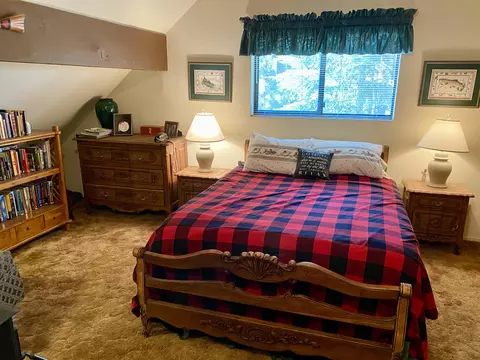 Bedroom - 57148 Kramer Dr, Springville, CA 93265 photo 2 of 5