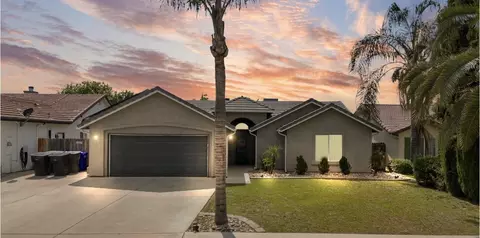 1243 N York St, Porterville, CA 93257