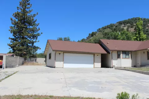 Exterior - 265 Pierpoint Dr, Springville, CA 93265 photo 18 of 21