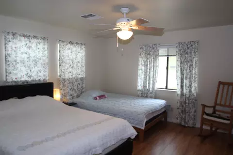 Bedroom - 265 Pierpoint Dr, Springville, CA 93265 photo 2 of 6