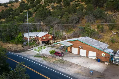41518 Sierra Dr, Three Rivers, CA 93271 photo 9