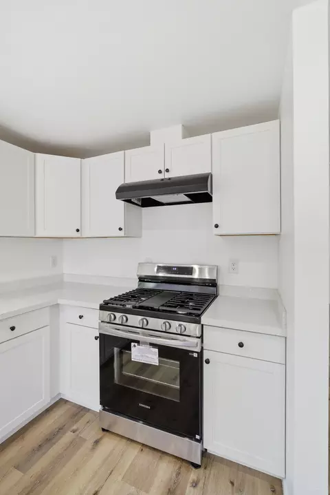 Kitchen - 313 S C St, Exeter, CA 93221 photo 2 of 2