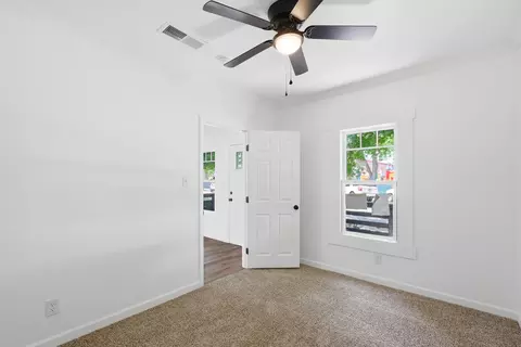 Bedroom - 313 S C St, Exeter, CA 93221 photo 2 of 5