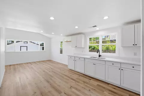 Other - 313 S C St, Exeter, CA 93221 photo 3 of 6