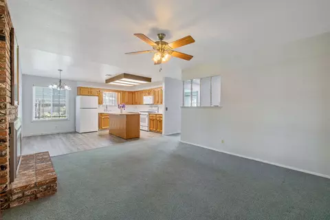Living - 508 S Francis Ave, Exeter, CA 93221 photo 6 of 8