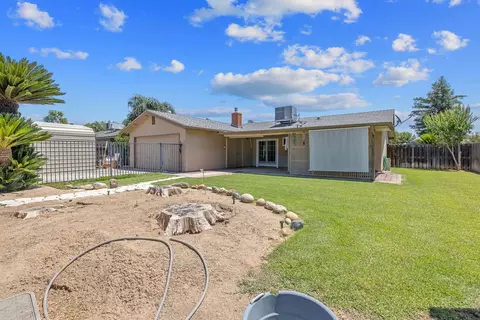 Exterior - 508 S Francis Ave, Exeter, CA 93221 photo 10 of 14