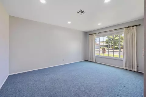 Living - 508 S Francis Ave, Exeter, CA 93221 photo 1 of 8