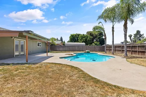 Exterior - 506 S Francis, Exeter, CA 93221 photo 10 of 13