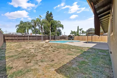 Exterior - 506 S Francis, Exeter, CA 93221 photo 5 of 13