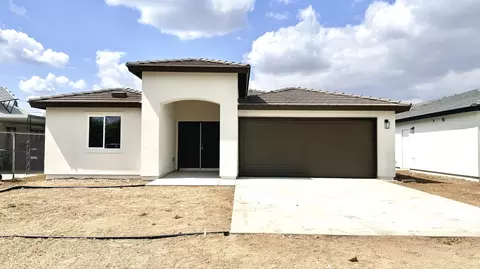 23070 Lawson Ave, Strathmore, CA 93267