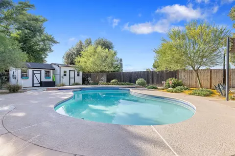 Exterior - 723 W Pine St, Exeter, CA 93221 photo 14 of 15