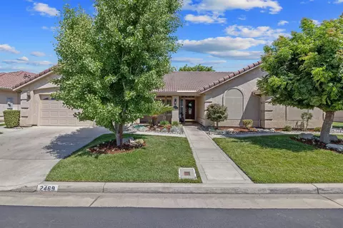 2469 Presidential Dr, Tulare, CA 93274