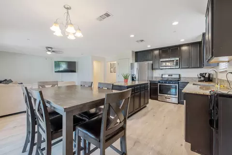 Kitchen - 2149 E Delta Ct, Visalia, CA 93292 photo 2 of 6