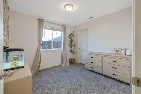 Bedroom - 2149 E Delta Ct, Visalia, CA 93292 photo 1 of 3