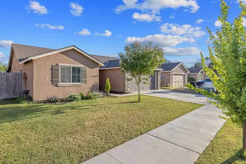 Exterior - 2149 E Delta Ct, Visalia, CA 93292 photo 3 of 9