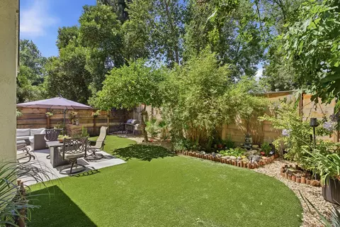 Exterior - 1624 E Castleview Dr, Visalia, CA 93292 photo 10 of 10