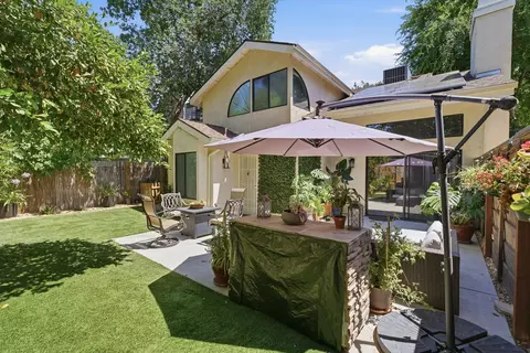 Exterior - 1624 E Castleview Dr, Visalia, CA 93292 photo 8 of 10