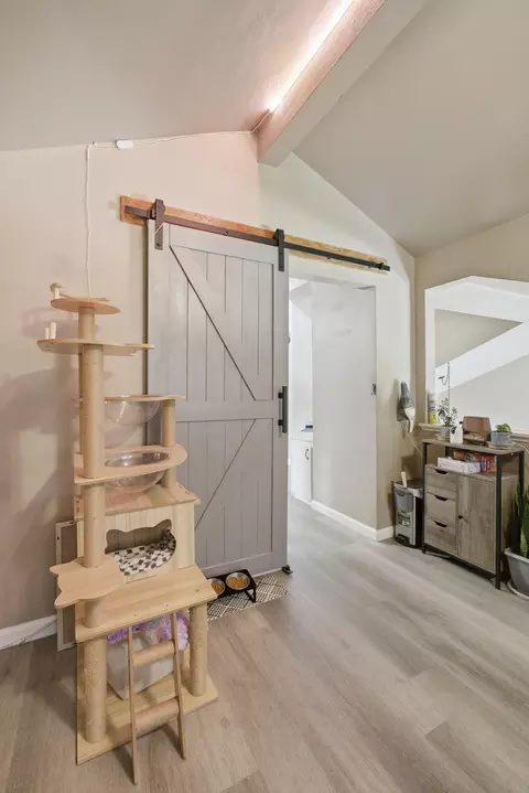 Entry Way - 1624 E Castleview Dr, Visalia, CA 93292 photo 5 of 5