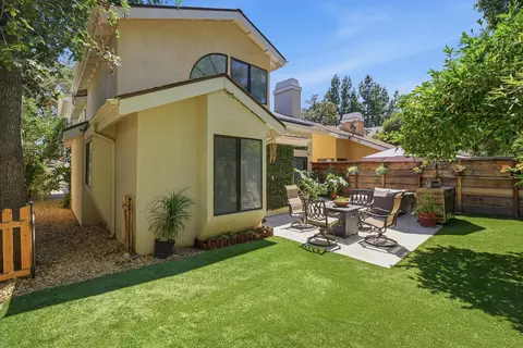 Exterior - 1624 E Castleview Dr, Visalia, CA 93292 photo 9 of 10