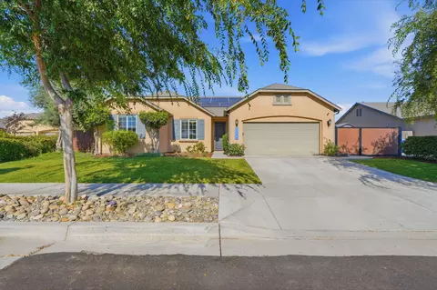Exterior - 1078 Geneva Dr, Lemoore, CA 93245 photo 3 of 14