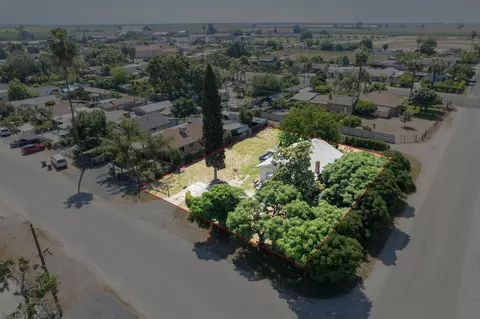16611 Oak Ave, Tulare, CA 93274