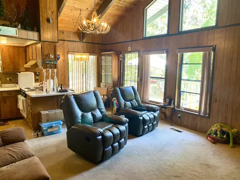 Living - 1207 Pine Haven Ct, Springville, CA 93265 photo 1 of 3